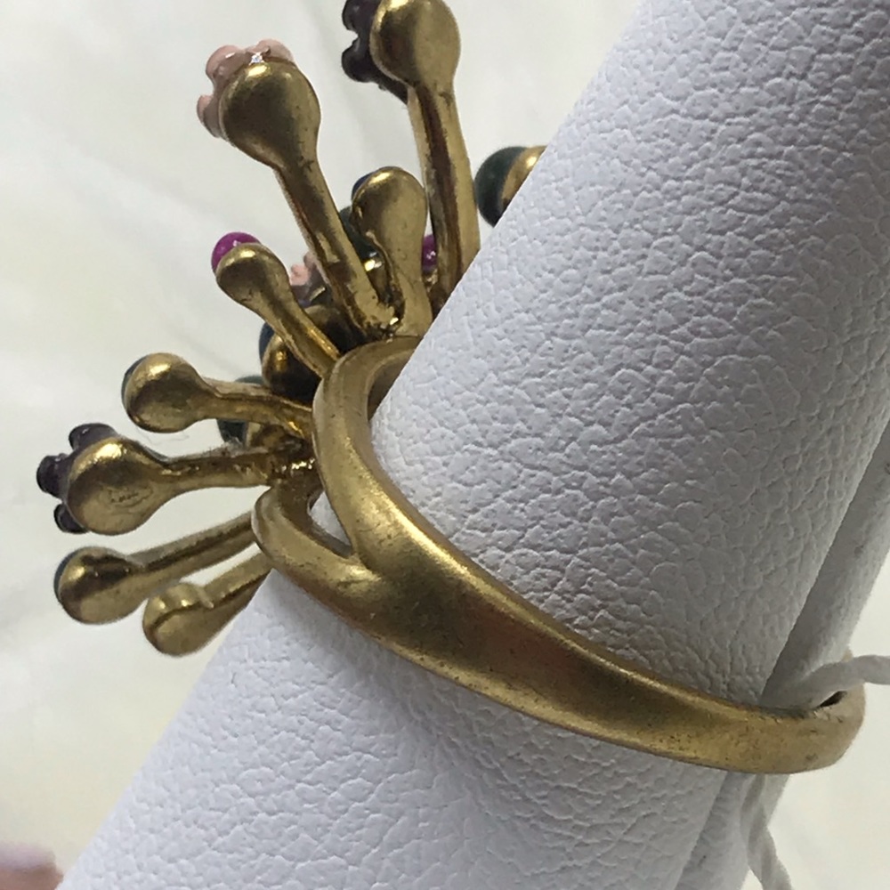 Ring - Picture 2 of 3